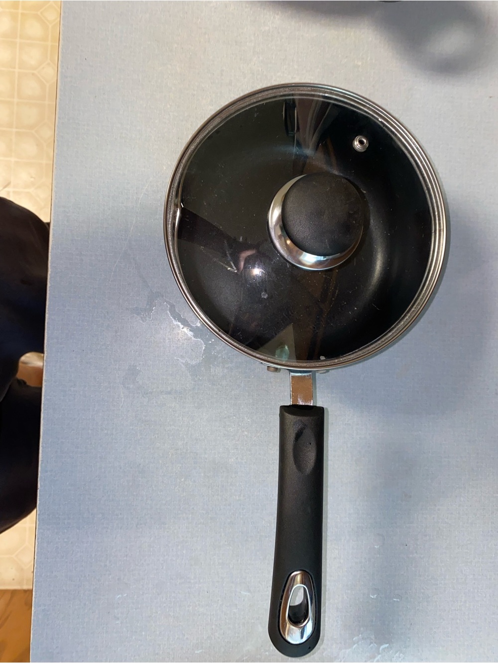 Nonstick Saucepan with Glass Lid - Black